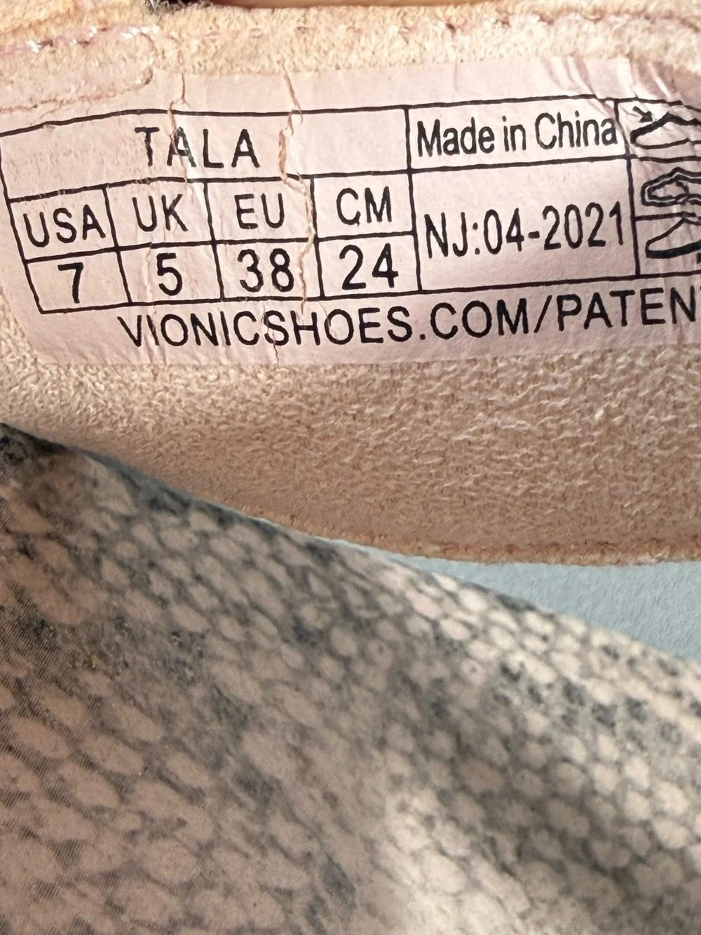 Vionic Tala Neutral Pink Snakeskin Printed Leather Slingback Thong Sandals